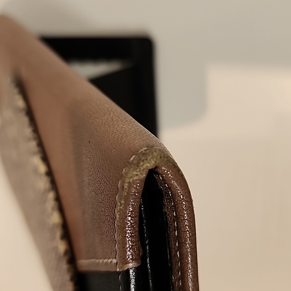 Chloe Long Envelope Wallet With Authenticity Card - Picture 16 of 16